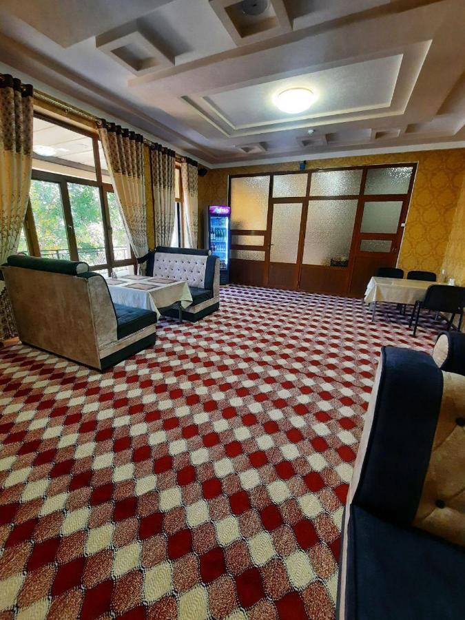 Зона Отдых Apachi В Горах Чимган Hotel Ngoại thất bức ảnh