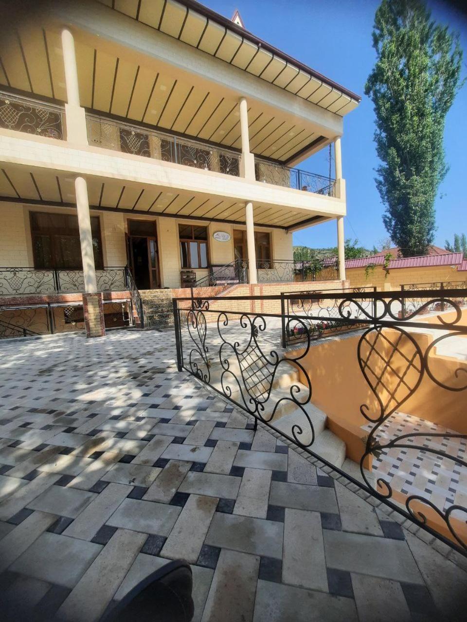 Зона Отдых Apachi В Горах Чимган Hotel Ngoại thất bức ảnh
